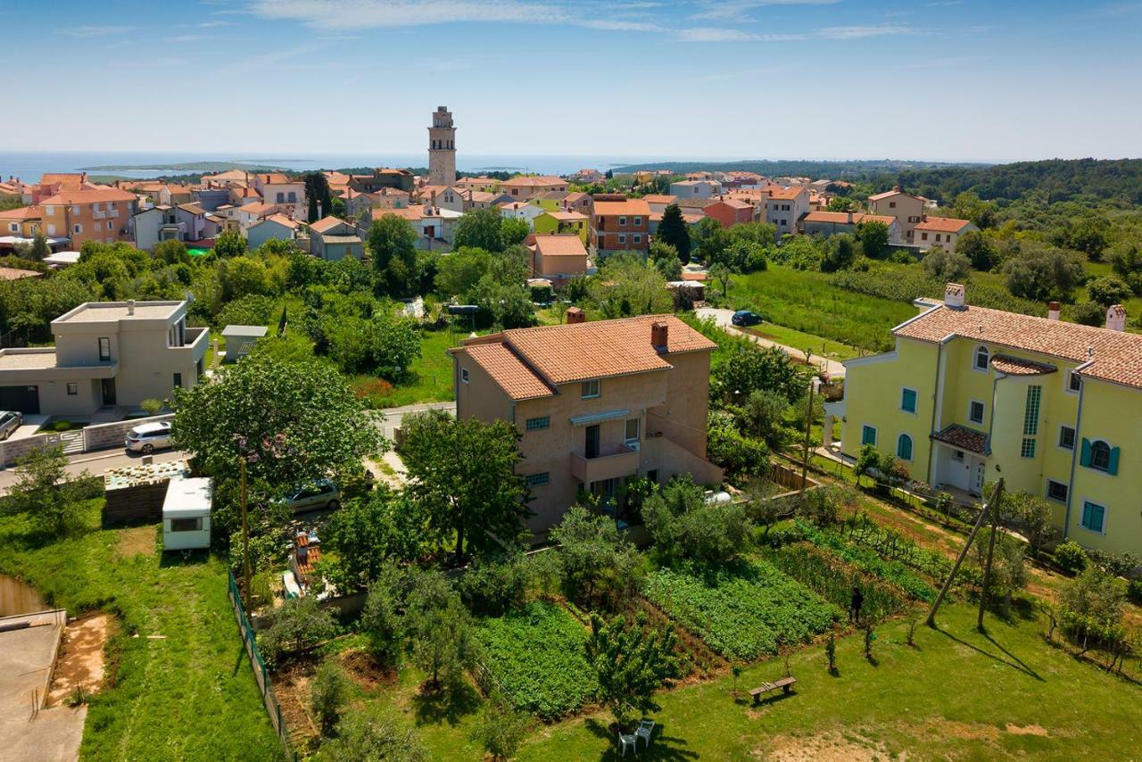 Appartamento Vila Milla Premantura Esterno foto